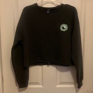 NWT Justify Nine Iron Yin Yang crop sweatshirt